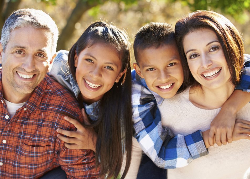 Smiling-family_mixed-ethnicity